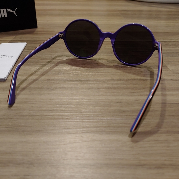 Puma Britz Sunglasses - Picture 4 of 8